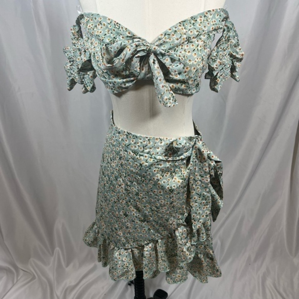 Shein Floral Two Piece Set